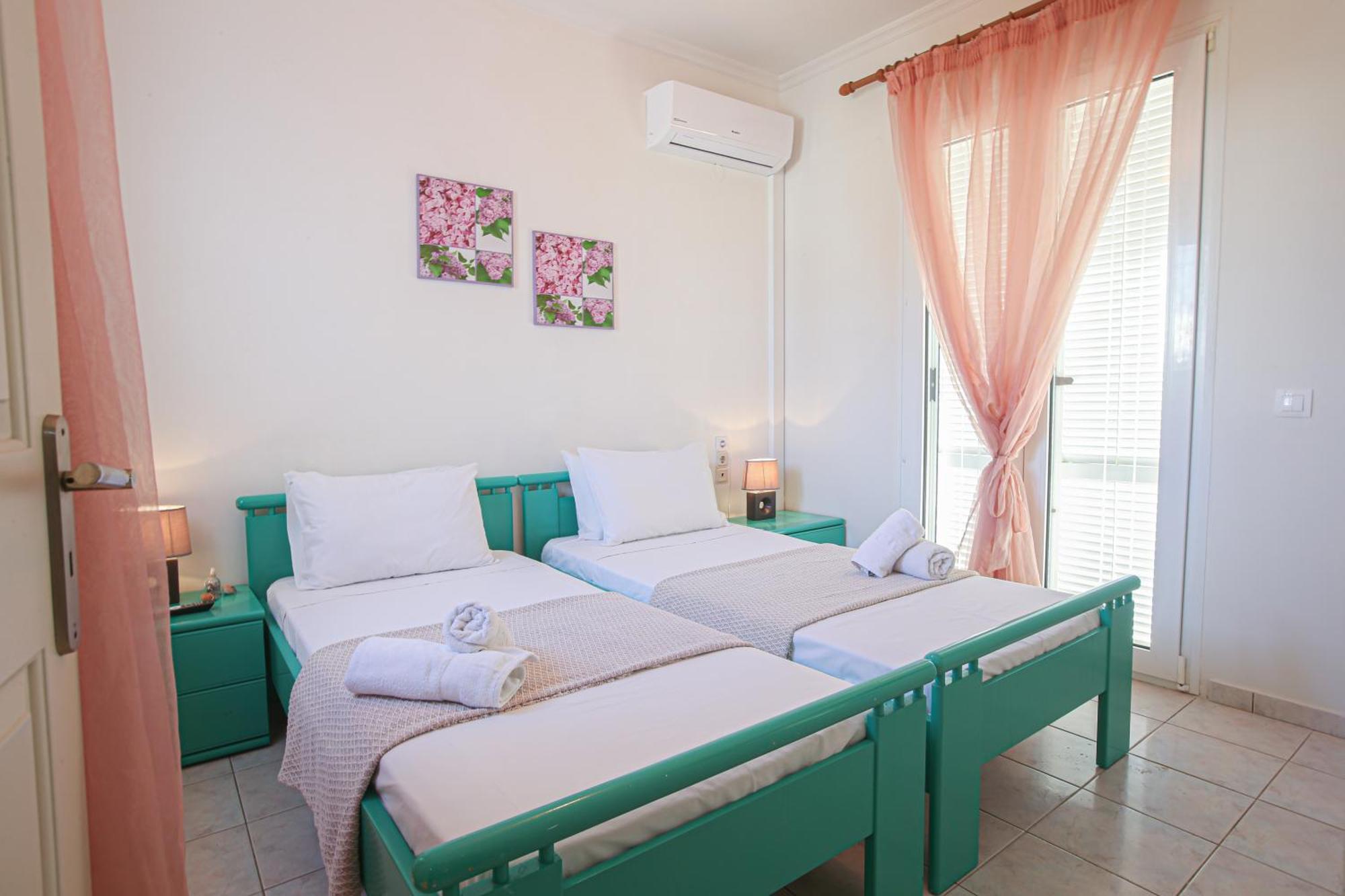S&C Kosmos Beach Resort Roda  Exterior foto