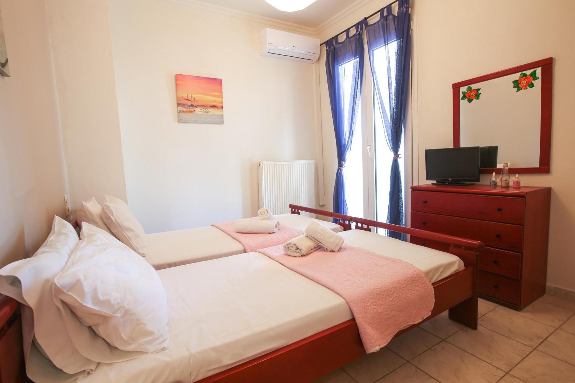 S&C Kosmos Beach Resort Roda  Exterior foto