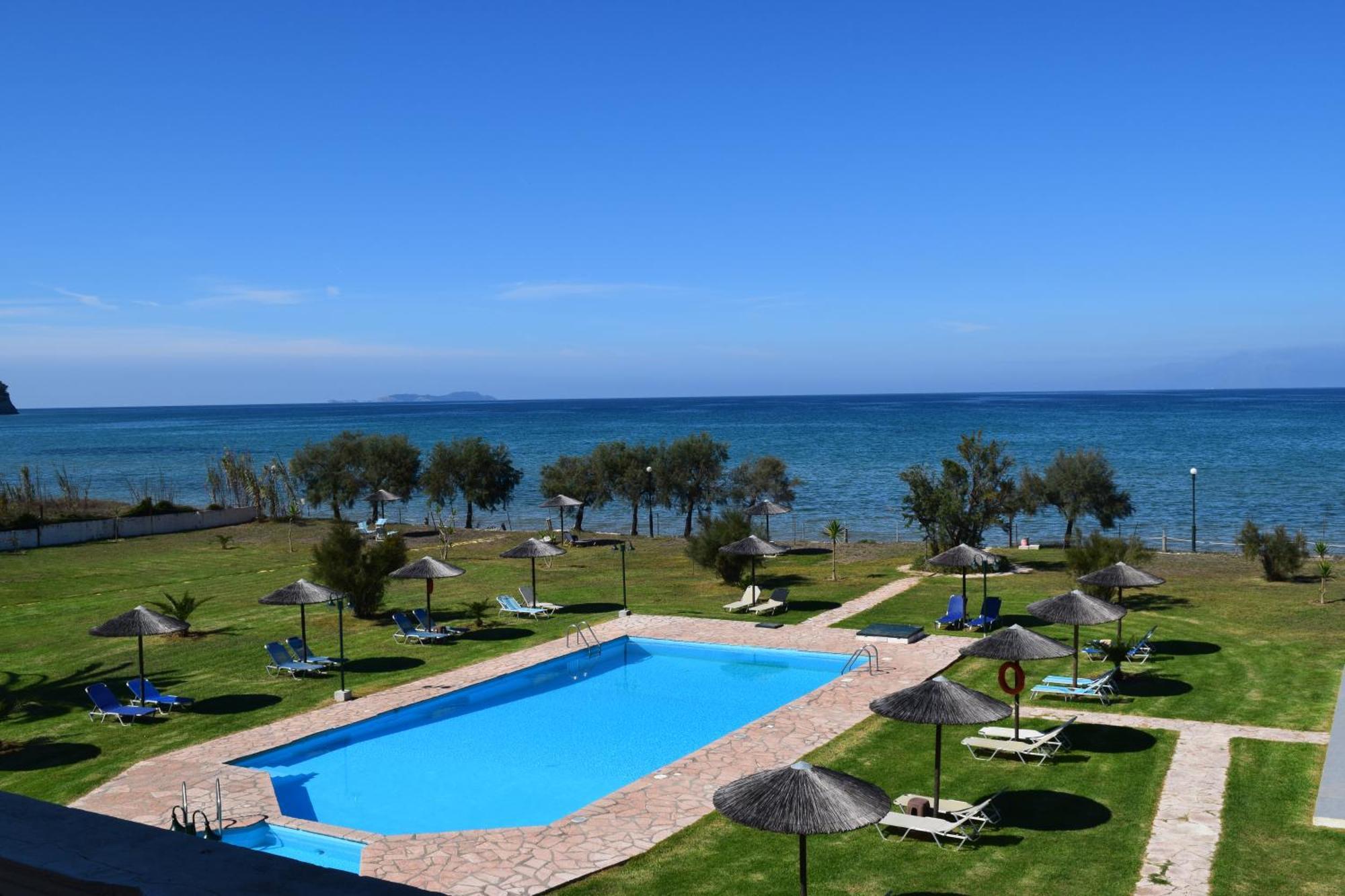 S&C Kosmos Beach Resort Roda  Exterior foto